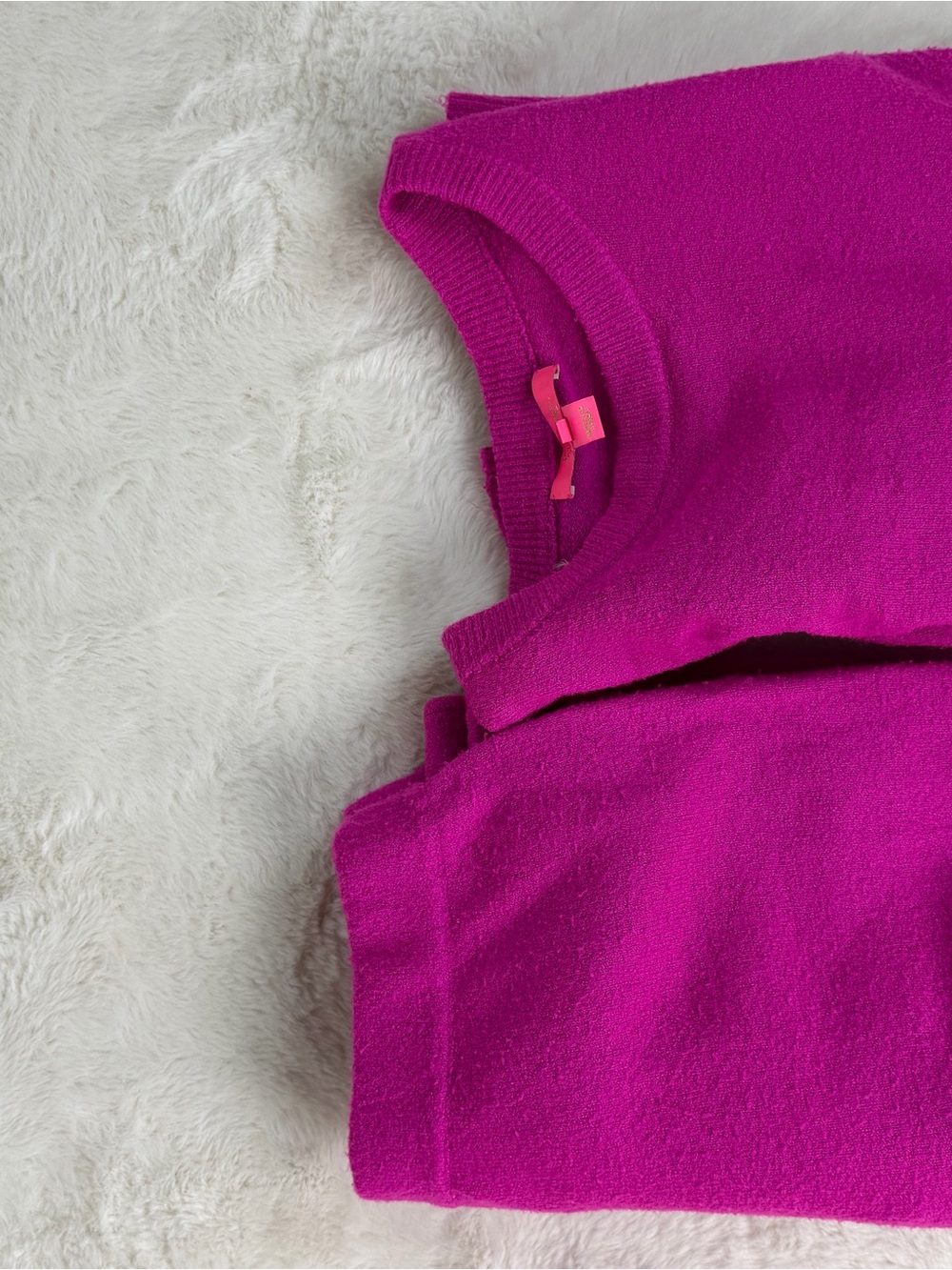 Women's Crewneck Sweater and Sweatpants in Bright Fuchsia